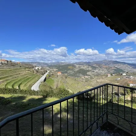 Casa Do Vale - Douro Valley Chalet